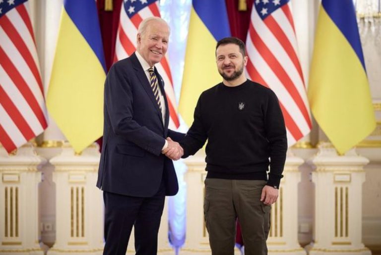 Mu ibanga rikomeye Biden yasabye Putin gusura Ukraine barabimwemerera. Ese uyu mukino uteye ute?