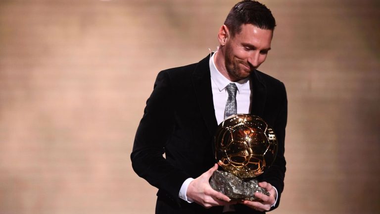 Singishishikajwe no gutwara izindi Ballon D’or, ibyo nashakaga mu mupira byose narabibonye. Imana y’umupira yatunguye benshi.