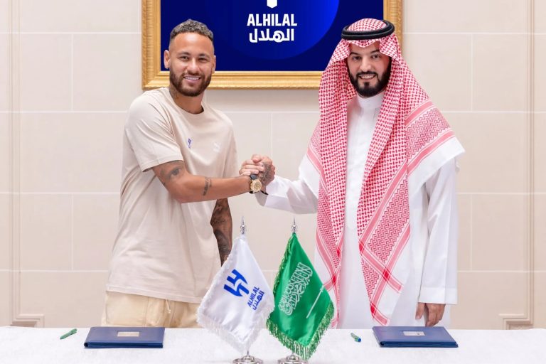 Inzu y’ibyumba 25, imodoka zihenze dore ibyo Neymar yasabye ngo yemere kujya muri Al Hilal.