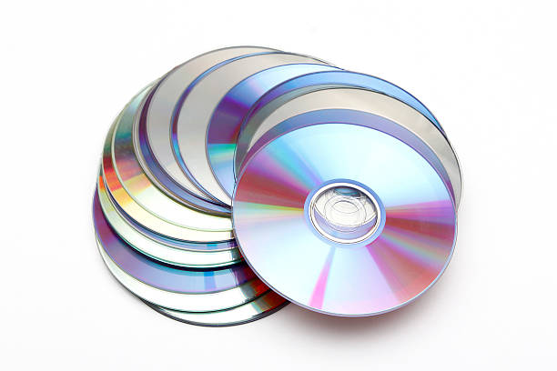Niba ugitunze CD (DVD) iwawe vubaha ushobora kuzazigurisha akayabo kuko ubu ziri gushakishwa cyane.