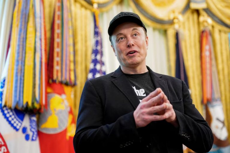 Nyuma yo gukozanyaho bikomeye na Trump, Elon Musk yashinze ishyaka. 