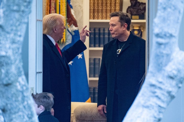 Elon Musk na Donald Trump bongeye gushyamirana!